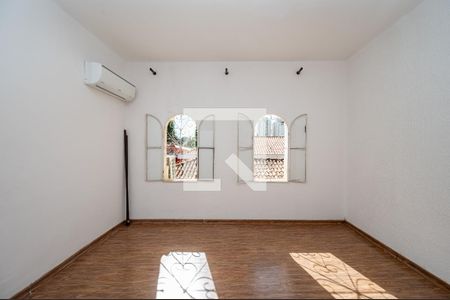Quarto 1 de casa para alugar com 1 quarto, 75m² em Campo Belo, São Paulo