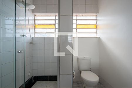 Banheiro de casa para alugar com 1 quarto, 75m² em Campo Belo, São Paulo