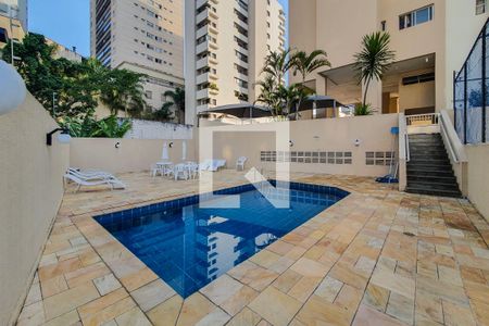 Apartamento à venda com 103m², 2 quartos e 2 vagasÁrea comum - Piscina