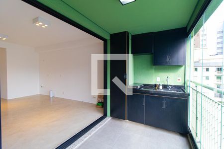 Varanda e Cozinha de apartamento à venda com 1 quarto, 50m² em Bela Vista, São Paulo