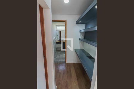 Sala - Corredor Quartos de apartamento para alugar com 2 quartos, 45m² em Jardim Amaralina, São Paulo