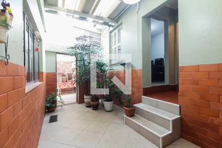 Casa à venda com 149m², 4 quartos e 2 vagas Casa à venda com 149m², 4 quartos e 2 vagasChurrasqueira