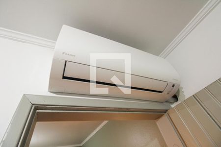 Casa à venda com 149m², 4 quartos e 2 vagas Casa à venda com 149m², 4 quartos e 2 vagasQuarto de Serviço