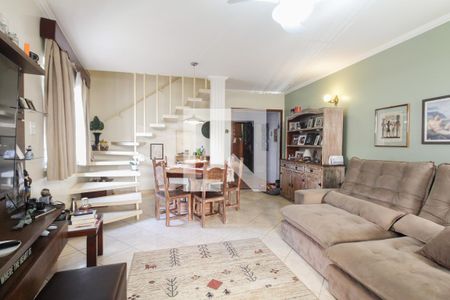 Sala  de casa à venda com 4 quartos, 149m² em Cidade Mãe do Céu, São Paulo