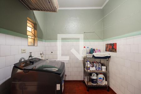 Casa à venda com 149m², 4 quartos e 2 vagas Casa à venda com 149m², 4 quartos e 2 vagasÁrea de Serviço