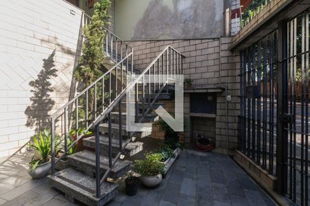 Casa à venda com 149m², 4 quartos e 2 vagas Casa à venda com 149m², 4 quartos e 2 vagasGaragem