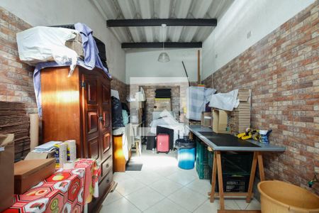Casa à venda com 149m², 4 quartos e 2 vagas Casa à venda com 149m², 4 quartos e 2 vagasSalão - Churrasqueira