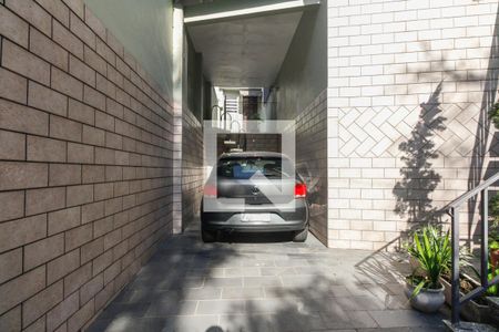 Casa à venda com 149m², 4 quartos e 2 vagas Casa à venda com 149m², 4 quartos e 2 vagasGaragem