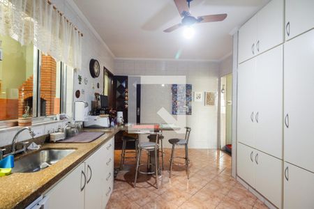 Casa à venda com 149m², 4 quartos e 2 vagas Casa à venda com 149m², 4 quartos e 2 vagasCozinha