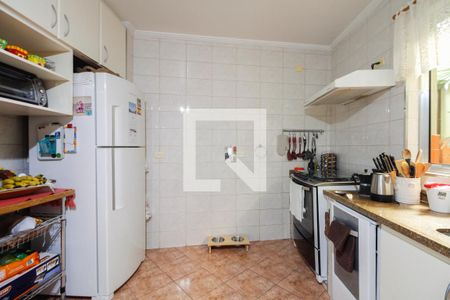 Casa à venda com 149m², 4 quartos e 2 vagas Casa à venda com 149m², 4 quartos e 2 vagasCozinha