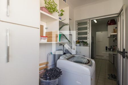 Apartamento à venda com 70m², 3 quartos e 1 vagaÁrea de Serviço 