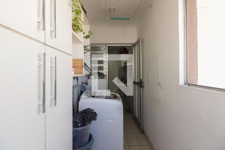 Apartamento à venda com 70m², 3 quartos e 1 vagaÁrea de Serviço 