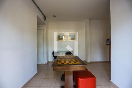 Apartamento para alugar com 52m², 2 quartos e 1 vaga Apartamento para alugar com 52m², 2 quartos e 1 vagaÁrea comum - sala de jogos