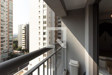 Studio para alugar com 21m², 1 quarto e sem vaga Studio para alugar com 21m², 1 quarto e sem vagaVaranda