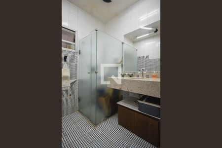 Apartamento à venda com 345m², 4 quartos e 4 vagasBanheiro