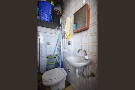 Apartamento à venda com 345m², 4 quartos e 4 vagasBanheiro de Serviço