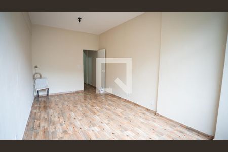 Sala/Quarto de apartamento para alugar com 1 quarto, 30m² em Centro, Rio de Janeiro