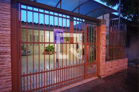 Casa à venda com 90m², 1 quarto e 2 vagasFachada