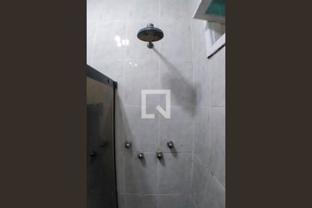 Casa à venda com 277m², 4 quartos e 2 vagas Casa à venda com 277m², 4 quartos e 2 vagasBanheiro Social