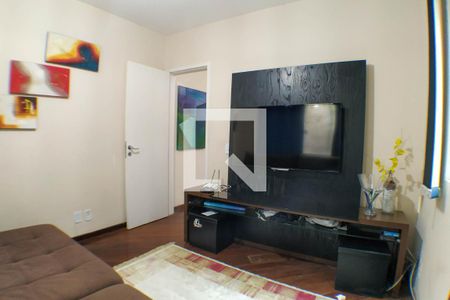 Casa à venda com 277m², 4 quartos e 2 vagas Casa à venda com 277m², 4 quartos e 2 vagasSala de TV