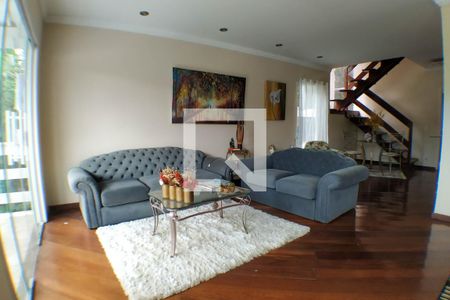 Casa à venda com 277m², 4 quartos e 2 vagas Casa à venda com 277m², 4 quartos e 2 vagasSala 2