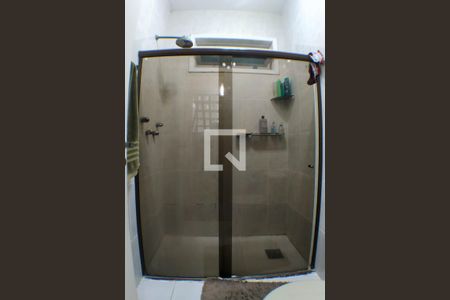 Casa à venda com 277m², 4 quartos e 2 vagas Casa à venda com 277m², 4 quartos e 2 vagasBanheiro Social