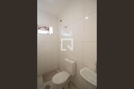 Casa para alugar com 110m², 3 quartos e 1 vaga Casa para alugar com 110m², 3 quartos e 1 vagaBanheiro