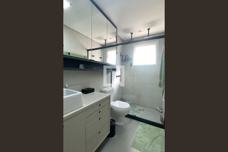Apartamento à venda com 139m², 3 quartos e 2 vagasBanheiro da Suíte 1