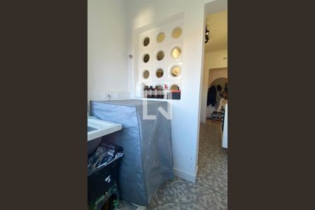 Área de Serviço de apartamento à venda com 3 quartos, 69m² em Jardim Tupanci, Barueri