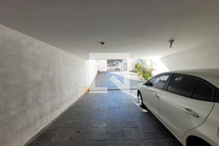 Casa à venda com 245m², 3 quartos e 6 vagasGaragem