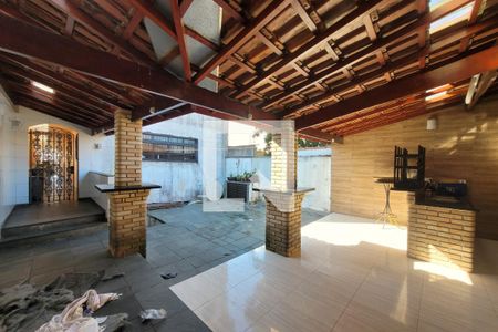 Casa à venda com 245m², 3 quartos e 6 vagasQuinta/area de lazer