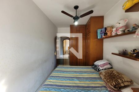 Casa à venda com 245m², 3 quartos e 6 vagasQuarto 2