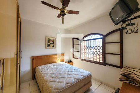 Casa à venda com 245m², 3 quartos e 6 vagasQuarto 3 - Suíte