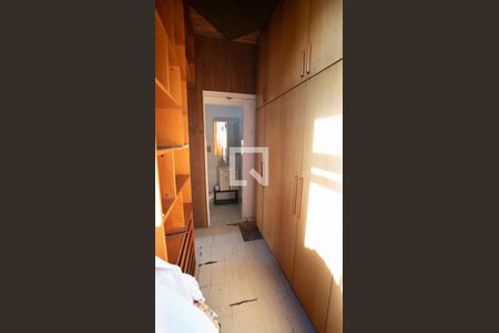 Apartamento para alugar com 124m², 3 quartos e sem vagaQuarto - Armários