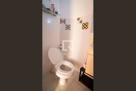 Apartamento para alugar com 124m², 3 quartos e sem vagaBanheiro