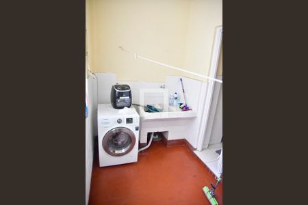 Apartamento à venda com 145m², 3 quartos e 1 vagaÁrea de Serviço