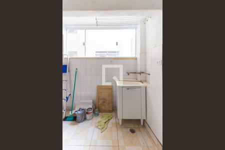 Studio para alugar com 30m², 1 quarto e sem vaga Studio para alugar com 30m², 1 quarto e sem vagaÁrea de Serviço