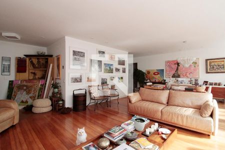 Sala de apartamento à venda com 3 quartos, 177m² em Higienópolis, São Paulo