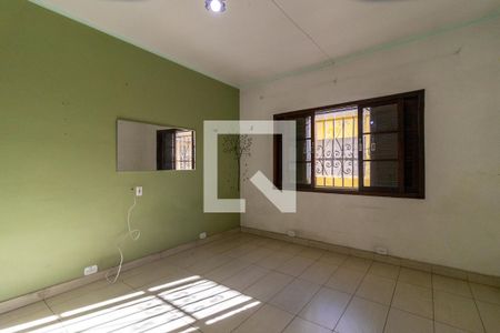 Quarto 2 de casa à venda com 3 quartos, 240m² em Vila Morse, São Paulo