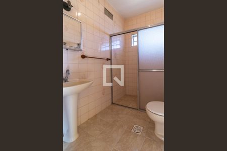 Casa à venda com 240m², 3 quartos e 2 vagas Casa à venda com 240m², 3 quartos e 2 vagasEdícula