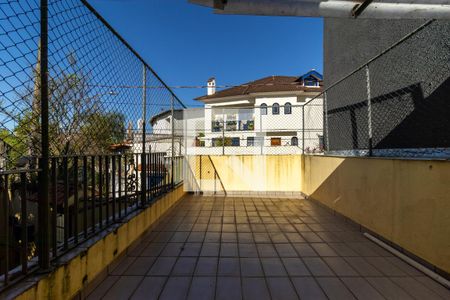 Casa à venda com 240m², 3 quartos e 2 vagas Casa à venda com 240m², 3 quartos e 2 vagasEdícula