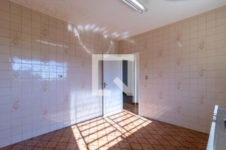 Casa à venda com 240m², 3 quartos e 2 vagas Casa à venda com 240m², 3 quartos e 2 vagasEdícula