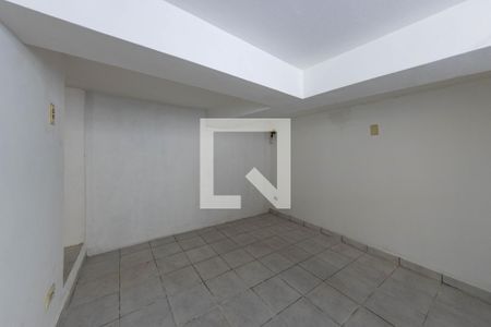 Quarto 2 de casa à venda com 2 quartos, 60m² em Vila Paulo Silas, São Paulo