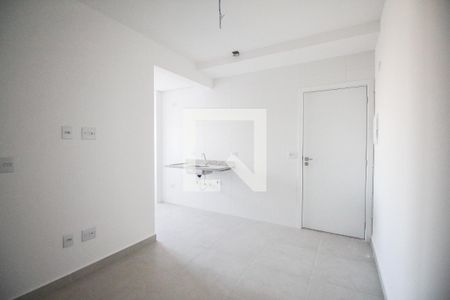 sala / cozinha de apartamento à venda com 1 quarto, 28m² em Vila Medeiros, São Paulo