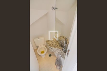 Lavabo de casa à venda com 3 quartos, 170m² em Jardim Ester, São Paulo