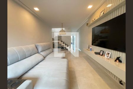 Sala de casa para alugar com 3 quartos, 170m² em Jardim Ester, São Paulo