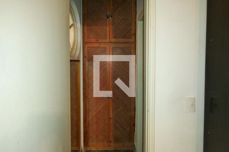 Apartamento para alugar com 70m², 1 quarto e 1 vagaDetalhe do banheiro