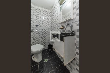 Casa para alugar com 220m², 2 quartos e 1 vagaBanheiro de serviço