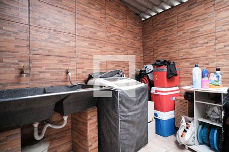 Casa à venda com 220m², 2 quartos e 2 vagasÁrea de Serviço