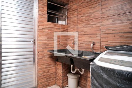 Casa à venda com 220m², 2 quartos e 2 vagasÁrea de Serviço